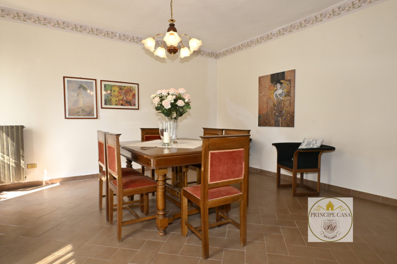 Rif:ruzt3. Si propone in vendita ed in esclusiva ad AGNA splendida abitazione rurale con annessi ...