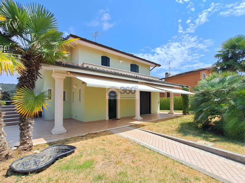 Rodengo Saiano Vendita Villa moderna