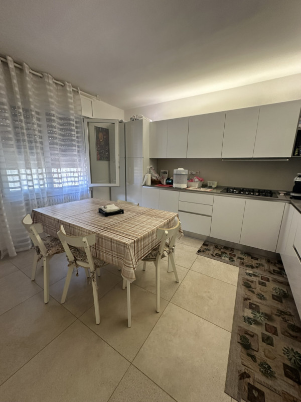 APPARTAMENTO IN BIFAMILIARE IN VENDITA ZONA SAN PAOLO- PADOVA

Immobile in esclusiva al Gruppo Pa...