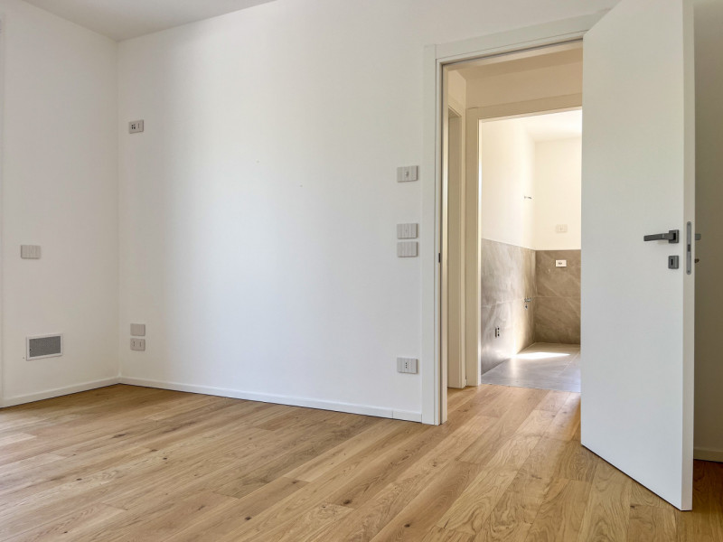 (Per INFO Roberto 3453195338) NOSTRA ESCLUSIVA - A Montebelluna, in una delle più rinomate zone d...