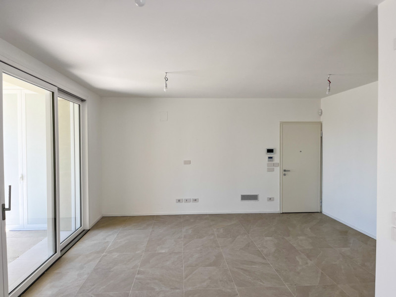 (Per INFO Roberto 3453195338) NOSTRA ESCLUSIVA - A Montebelluna, in una delle più rinomate zone d...