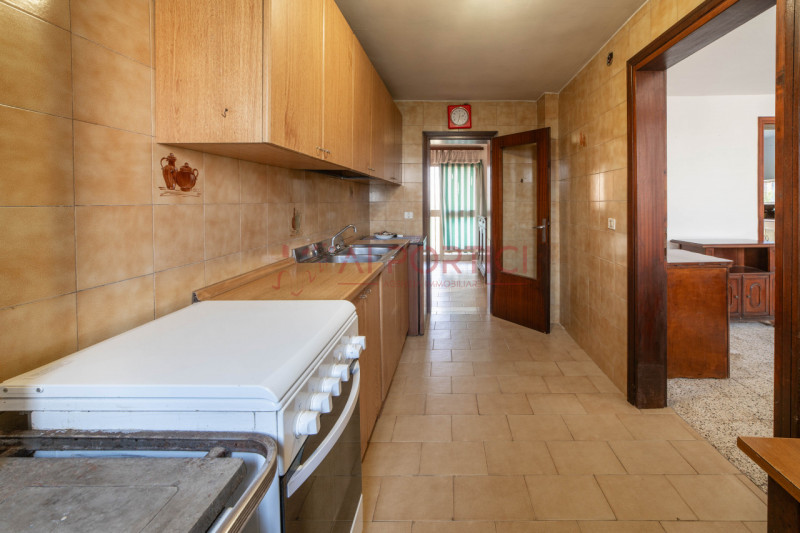 CAMPONOGARA - PORZIONE DI BIFAMILIARE inserita in un lotto di circa 900mq, ubicata in un contesto...