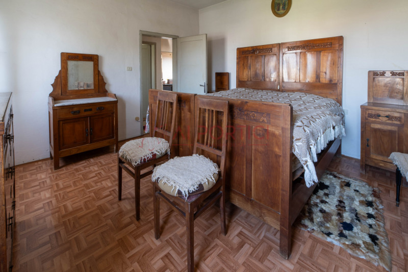 CAMPONOGARA - PORZIONE DI BIFAMILIARE inserita in un lotto di circa 900mq, ubicata in un contesto...