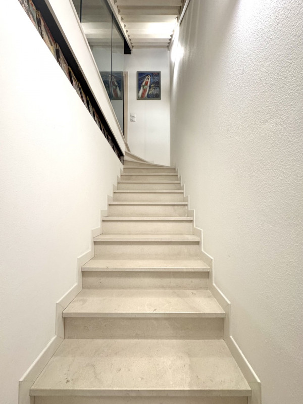 VILLA A SCHIERA A SANDRIGO 

Immobiliare Unica Colceresa via Marconi 2 - 04241590376 - 3381150102...