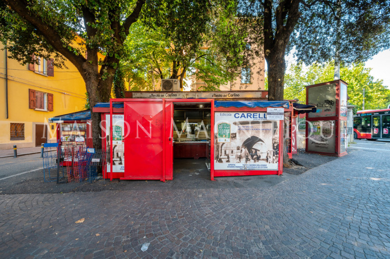 Bologna Vendita Attivita commerciale edicole