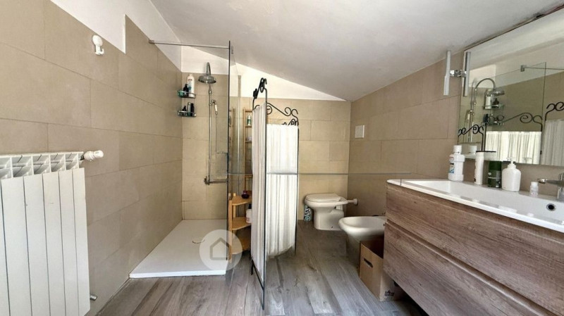 Galzignano Terme in vendita casa singola indipendente, completamente ristrutturata di recente, ar...