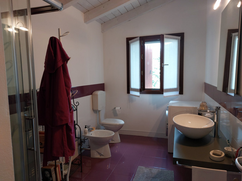 Masi

accogliente villetta a schiera in ottime condizioni, comoda alle vie principali

Proponiamo...