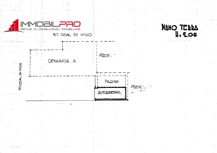 In un contesto abitativo caratteristico e tranquillo, proponiamo una graziosa porzione di testa d...