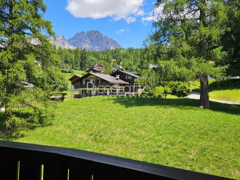 Rif. A5323 - DISPONIBILE LUGLIO / AGOSTO 2026 e STAGIONE INVERNALE 2026/ 2027

Cortina d'Ampezzo ...