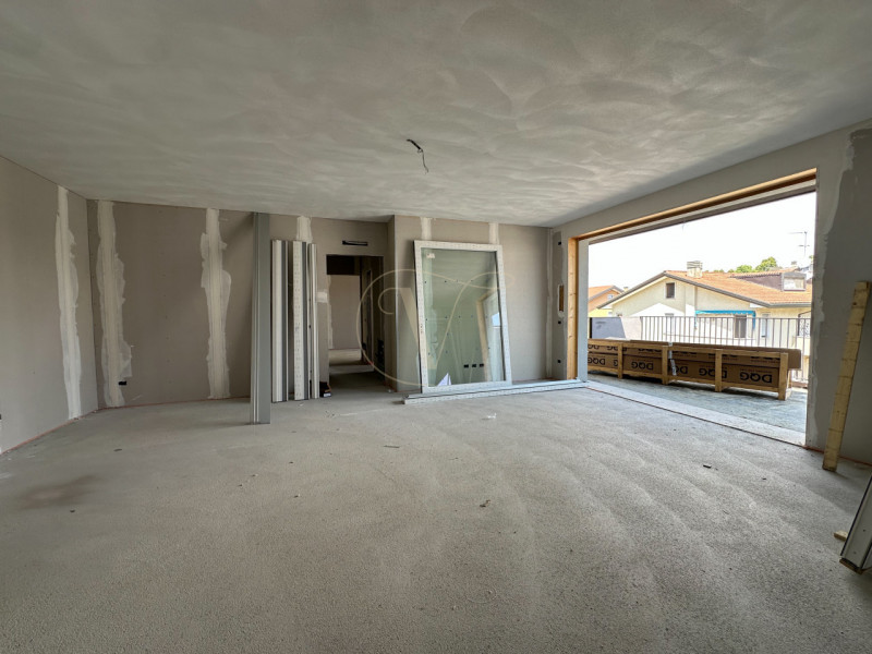 Nel residence più nuovo nel quartiere di Torre, si trova in vendita un appartamento all’ultimo pi...