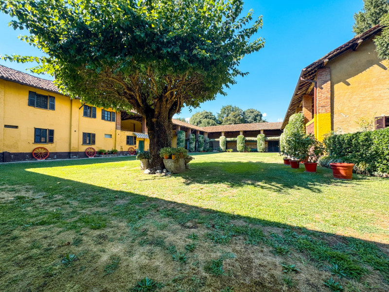 Lonate Pozzolo Vendita Villa d'epoca