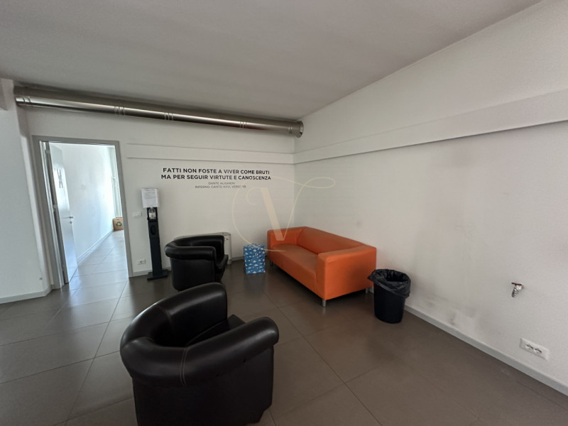 --- annuncio pubblicato con GESTIONALEIMMOBILIARE.it