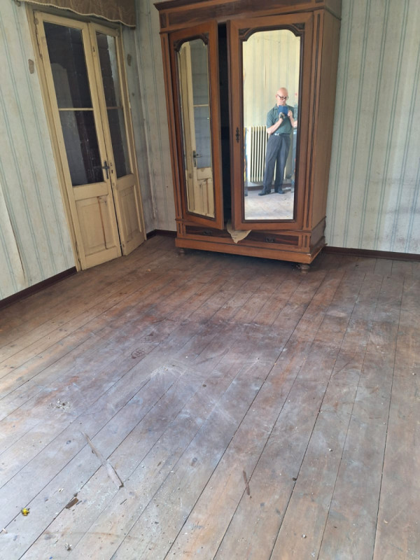 vigonovo a ridosso del centro del paese ,posto tranquillo su strada chiusa vendesi bifamiliare in...