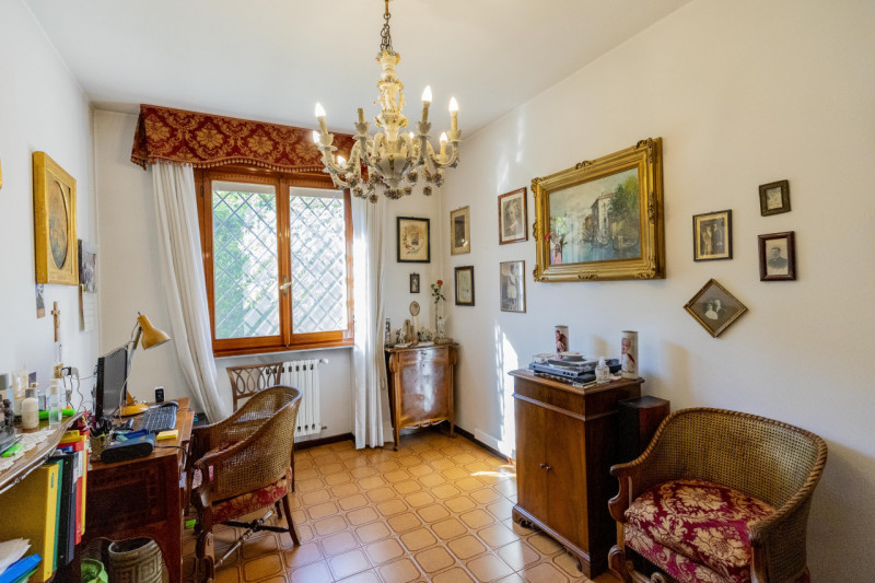 Nel cuore di Abano Terme, a pochi passi dal rinomato centro commerciale Ca' Grande, proponiamo un...