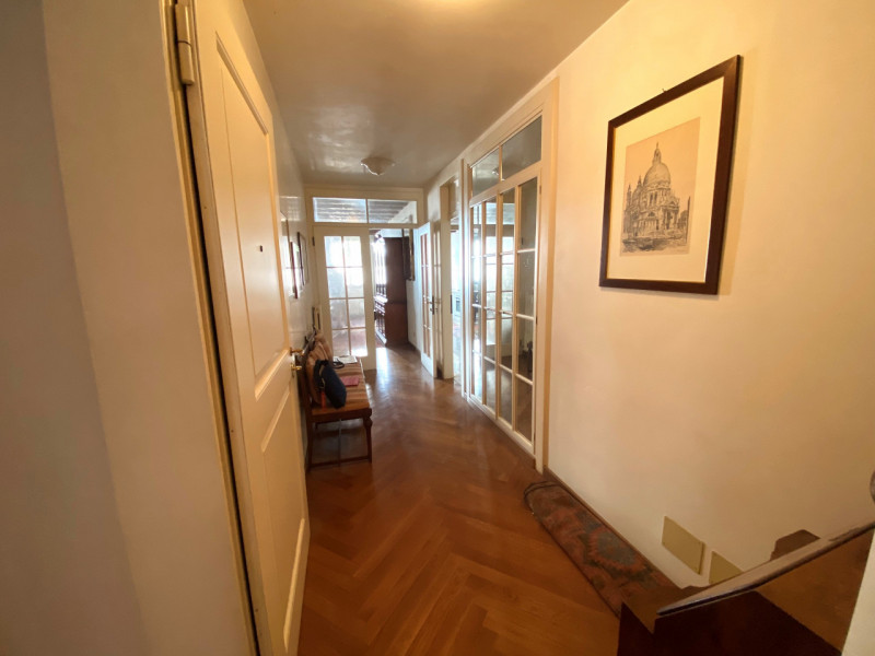 A pochi passi da Piazza Pola, in un elegante palazzina d’epoca completamente ristrutturata, di so...