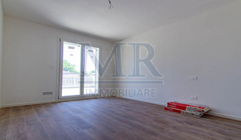 ABANO TERME - RIF MR008G4
AMPIO SOGGIORNO - 3 CAMERE - CL. ENERG. "A4"

A pochi passi dalla zona ...