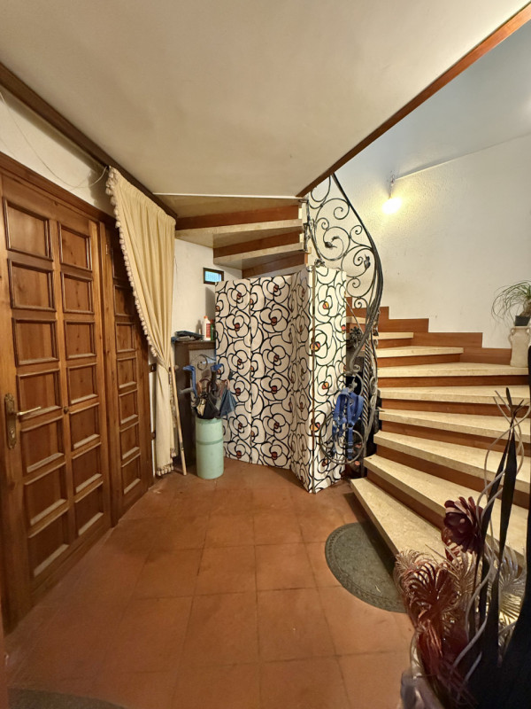 Ciao da Arcobaleno Immobiliare, stai cercando un'ampia casa singola con la possibilità di ricavar...