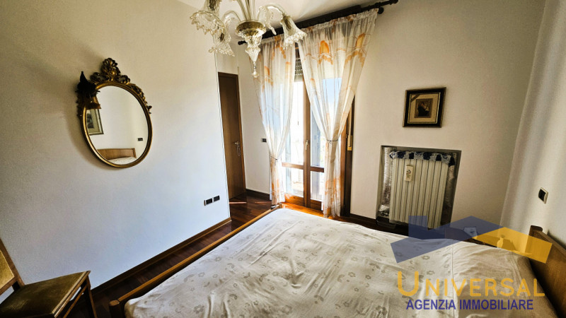 CAMPODARSEGO – fraz. SANT’ ANDREA In centro paese, cosa che permette di raggiungere tutti i servi...