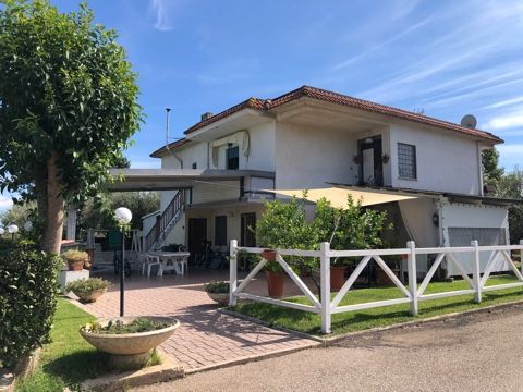Cisterna di Latina Vendita Villa