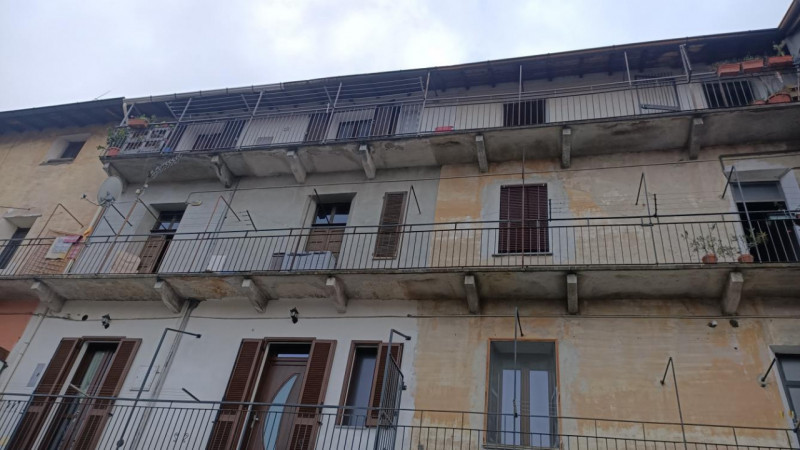 Varano Borghi Vendita Appartamento