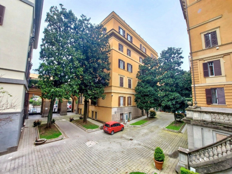 Roma Vendita Appartamento
