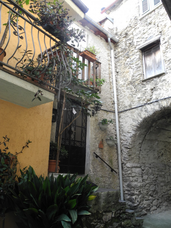 Cosio d'Arroscia Vendita Appartamento