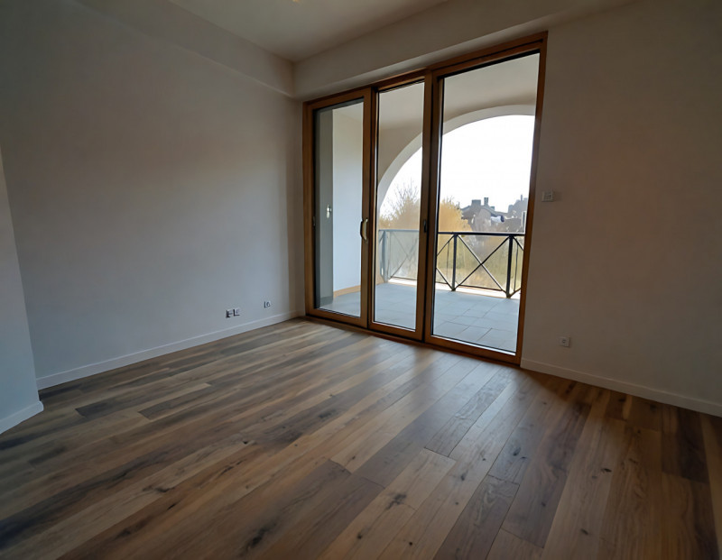 (Per INFO Tel e WhatsApp Mattias Gioia 3494222146) Scopri il tuo nuovo rifugio nel cuore di Gaiar...