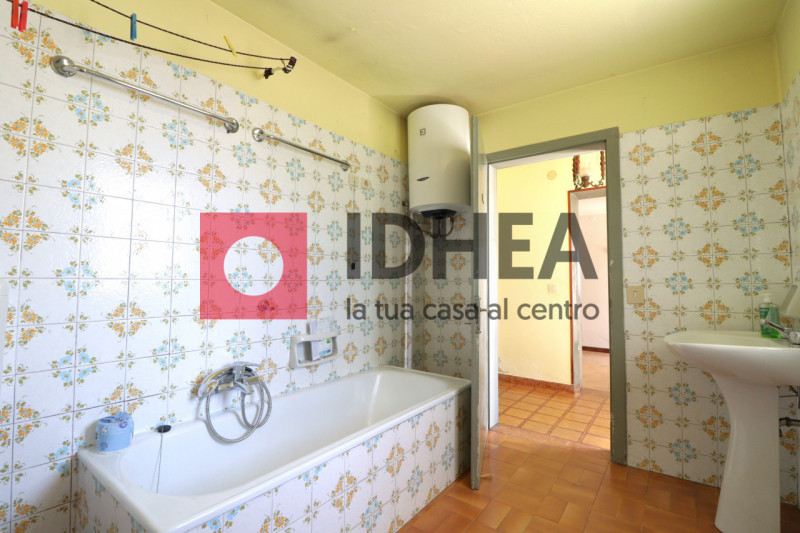 FONTANE 
CASA SINGOLA COMPOSTA DA DUE UNITA' ABITATIVE A FONTANE RIF. "AVV6" 

L'agenzia immobili...