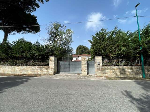 Pisa Vendita Villa