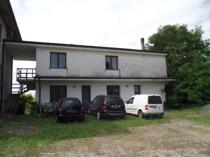 San Giorgio di Mantova Vendita Villa
