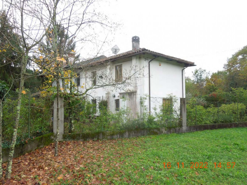 Dolegna del Collio Vendita Appartamento