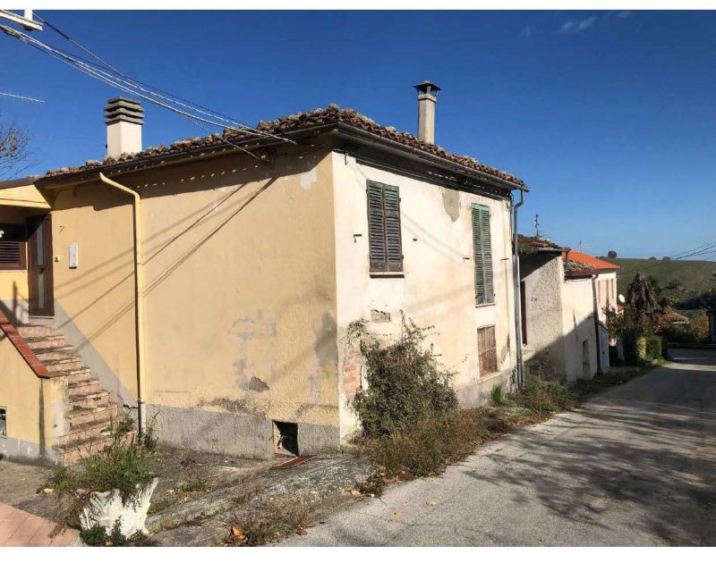 Montebello di Bertona Vendita Appartamento