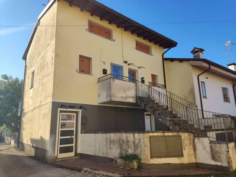 Pozzuolo del Friuli Vendita Appartamento