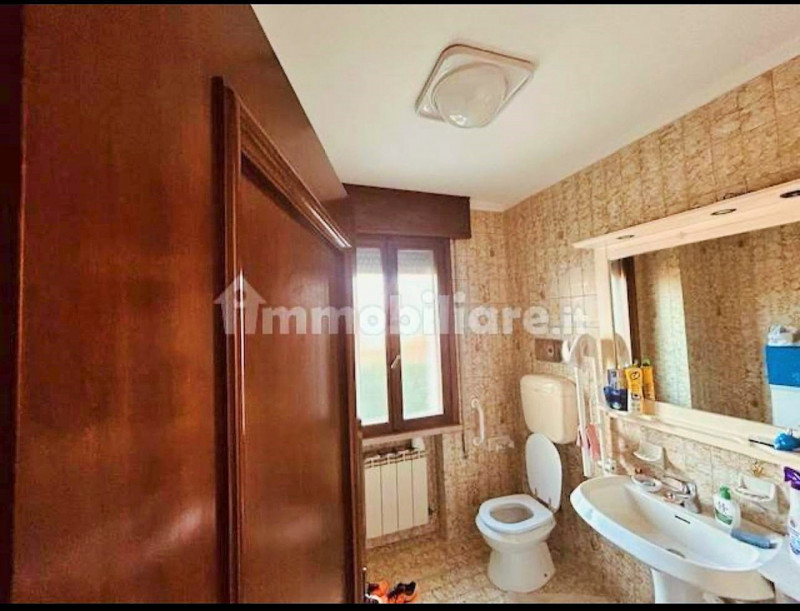 Castelfranco V.to: in zona via Verdi proponiamo alla vendita una porzione di bifamiliare indipend...