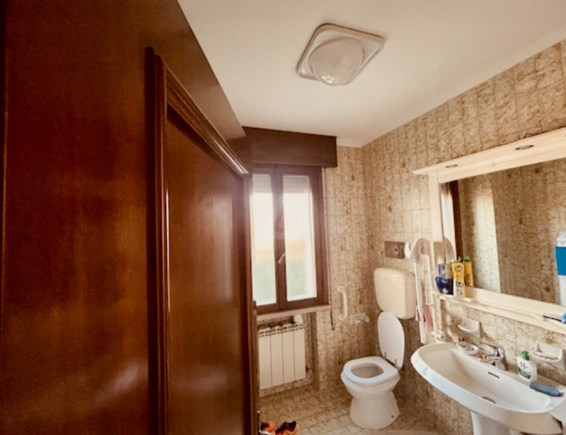 Castelfranco V.to: in zona via Verdi proponiamo alla vendita una porzione di bifamiliare indipend...