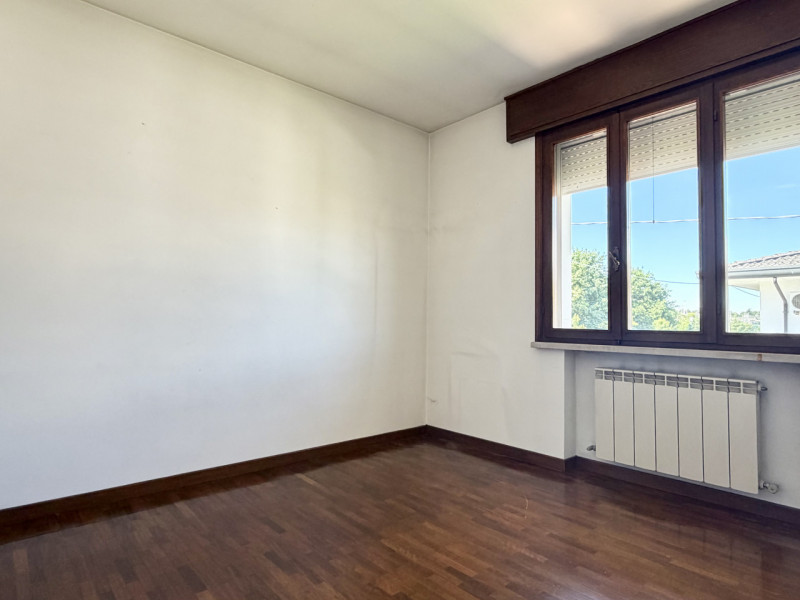 Castelfranco V.to: in zona via Verdi proponiamo alla vendita una porzione di bifamiliare indipend...