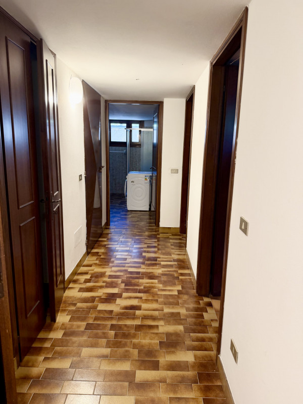 Castelfranco V.to: in zona via Verdi proponiamo alla vendita una porzione di bifamiliare indipend...