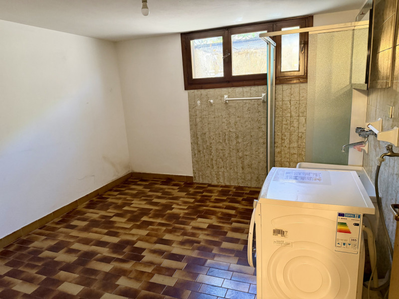 Castelfranco V.to: in zona via Verdi proponiamo alla vendita una porzione di bifamiliare indipend...
