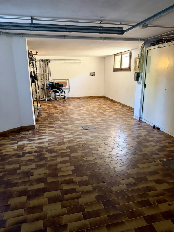 Castelfranco V.to: in zona via Verdi proponiamo alla vendita una porzione di bifamiliare indipend...