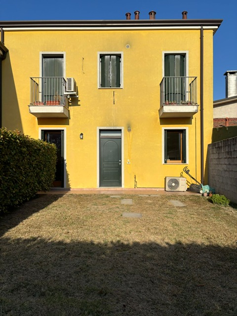 Castelguglielmo Affitto Appartamento bilocale