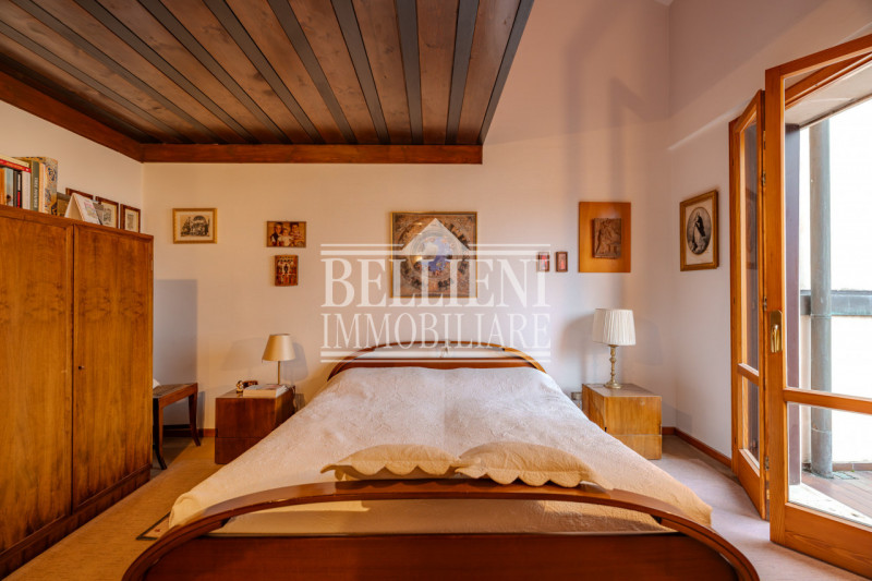 CENTRO STORICO - Proponiamo in vendita in una delle zone più affascinanti del centro storico un a...