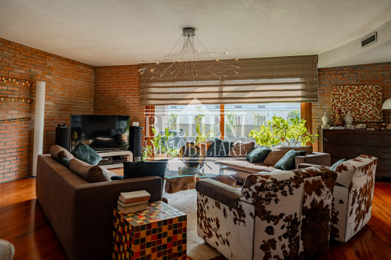 ZONA TEATRO NUOVO - In una delle zone più ricercate di Vicenza Ovest, a breve distanza dal centro...