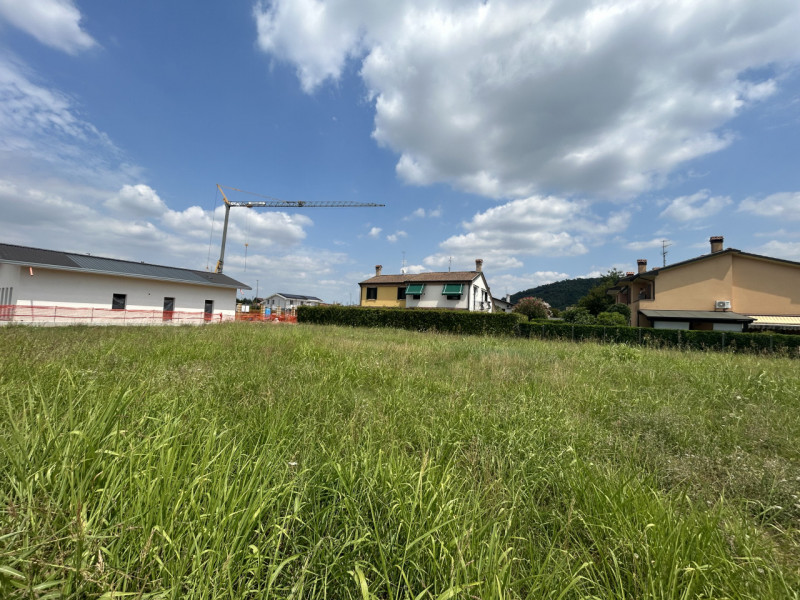 Teolo Vendita Terreno terreno edificabile residenziale