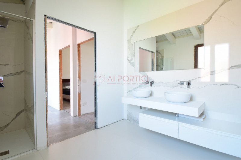 PIOVE DI SACCO centro storico - APPARTAMENTO semi indipendente quasi interamente RISTRUTTURATO A ...