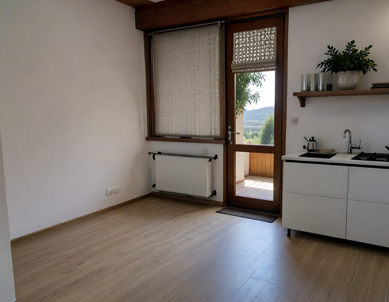 (Per INFO 3316190143) A Montebelluna, in zona centrale, proponiamo in vendita bellissimo attico a...