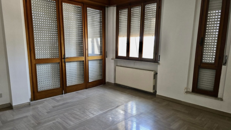 (Per INFO 3316190143) A Montebelluna, in zona centrale, proponiamo in vendita un bellissimo attic...