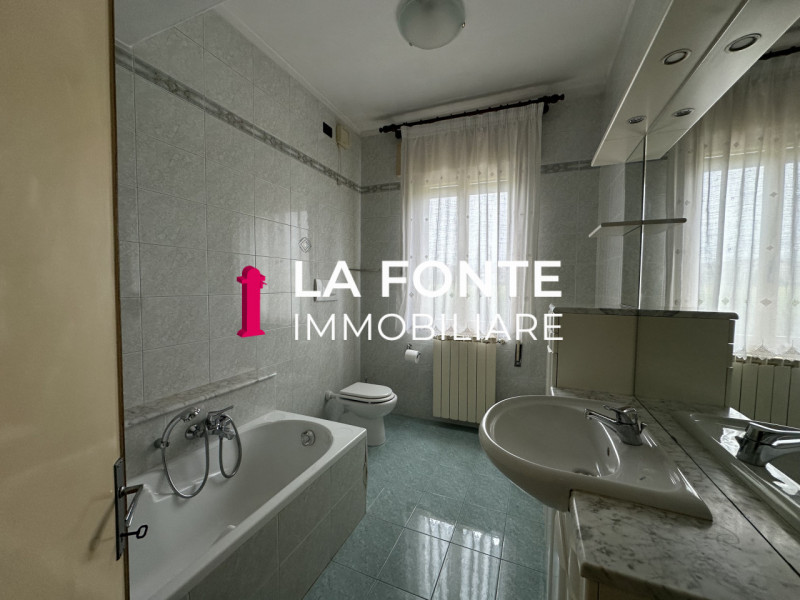 CAPRICCIO DI VIGONZA - CASA SINGOLA - con ampi spazi e potenzialità in un'ottima zona, questa abi...