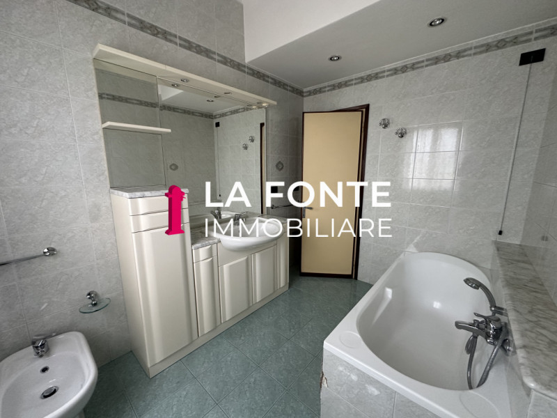 CAPRICCIO DI VIGONZA - CASA SINGOLA - con ampi spazi e potenzialità in un'ottima zona, questa abi...