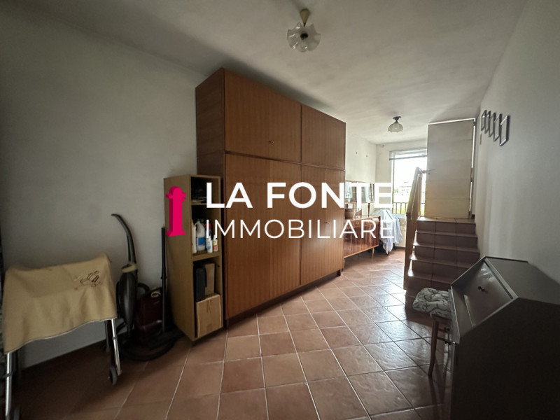 CAPRICCIO DI VIGONZA - CASA SINGOLA - con ampi spazi e potenzialità in un'ottima zona, questa abi...