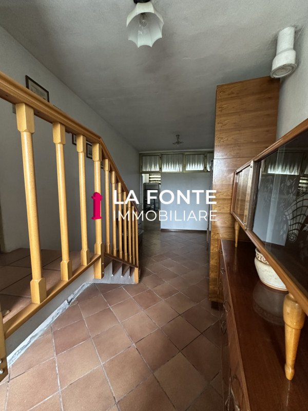 CAPRICCIO DI VIGONZA - CASA SINGOLA - con ampi spazi e potenzialità in un'ottima zona, questa abi...